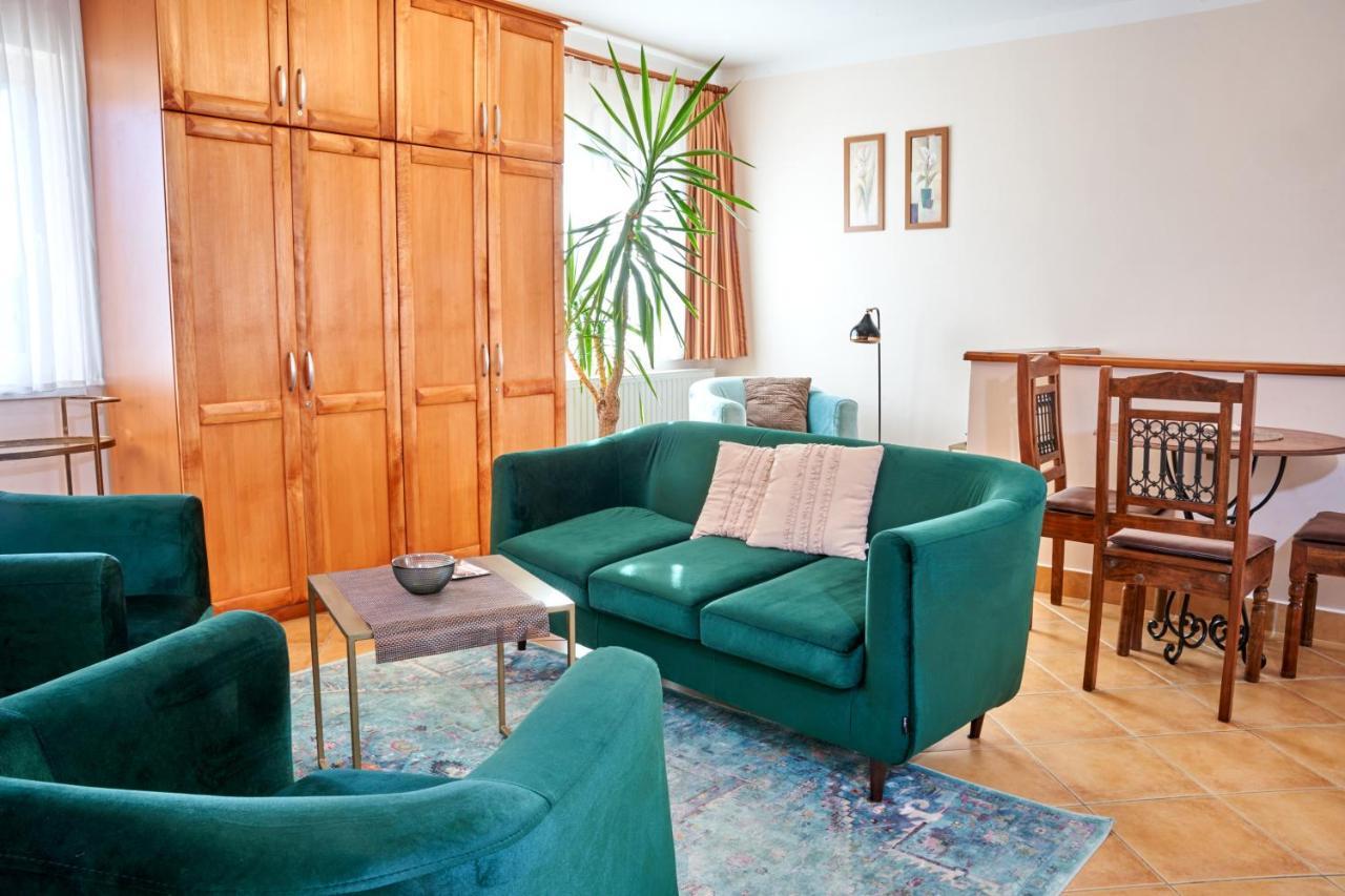 Vojtek Pince Vendeghaz Guest house *
